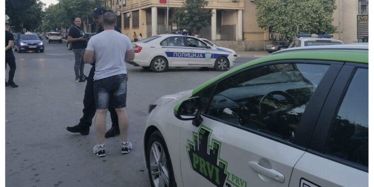 Filmsko hapšenje u centru grada