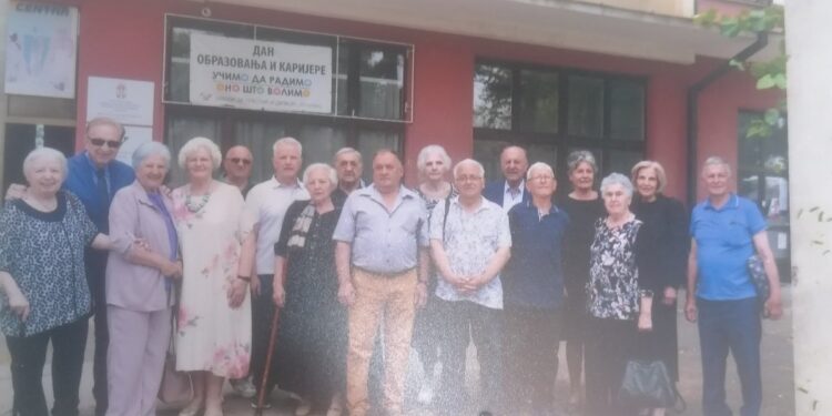 Prva generacija tekstilnih tehničara proslavila 60 godina mature