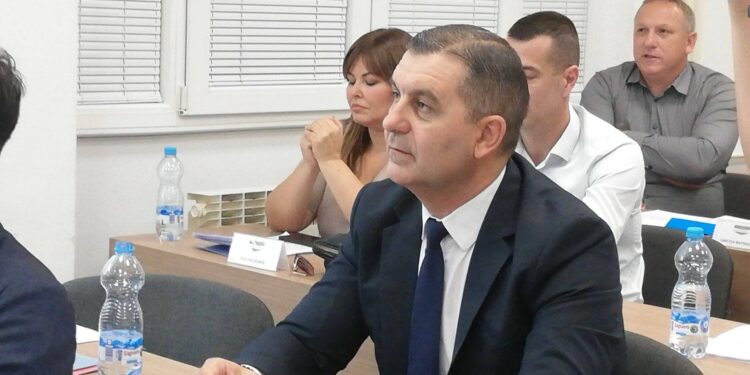 Bivši naprednjački predsednik opštine kažnjen zatvorom zbog neplaćanja alimentacije svojoj deci