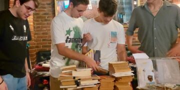Odeća, knjige i veliko srce: Leskovac pokazao humanost kroz „Duks & Books“