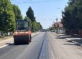 Asfalt se menja u Ulici Solunskih ratnika, ali azbestne cevi ostaju