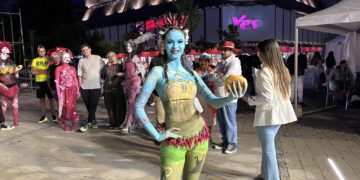 Teodora, Magdalena i telo kao platno: Leskovački karneval zasijao prve noći