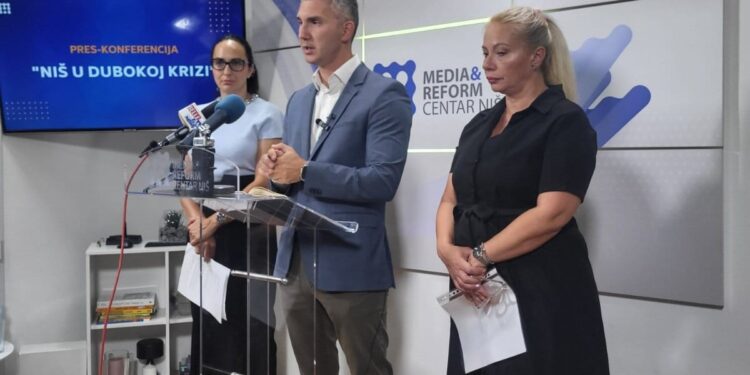 Stanković: U Nišu oko 3.500 ljudi ostalo bez posla od kada je nova garnitura SNS došla na vlast