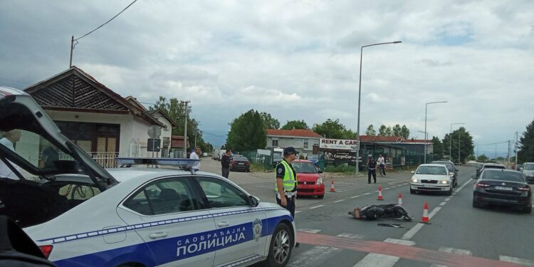 Vozač električnog skutera povređen u sudaru u Podrum naselju, hitno prevežen u Urgentni centar