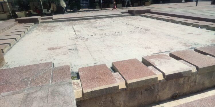 Skupo i pokvareno: Grad Niš godišnje izdvaja 22 miliona dinara za održavanje fontana – a polovina ne radi