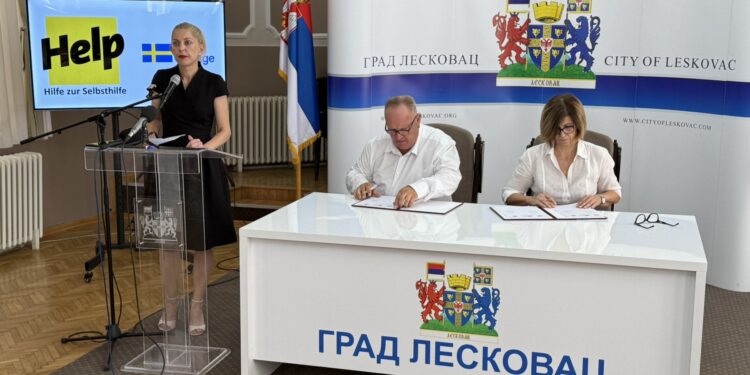 Nova šansa za male biznise: Leskovac i „Help“ nastavljaju podršku zapošljavanju ugroženih grupa