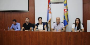 Pet gradskih parcela prodato na licitaciji: Aleksandra Spasić tvrdi da su novinari, koje je prethodno udaljila iz sale, prisustvovali licitaciji