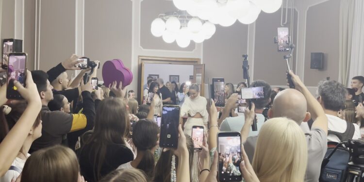 Breskvica bahato za naše pare, a njihovu decu – VIDEO