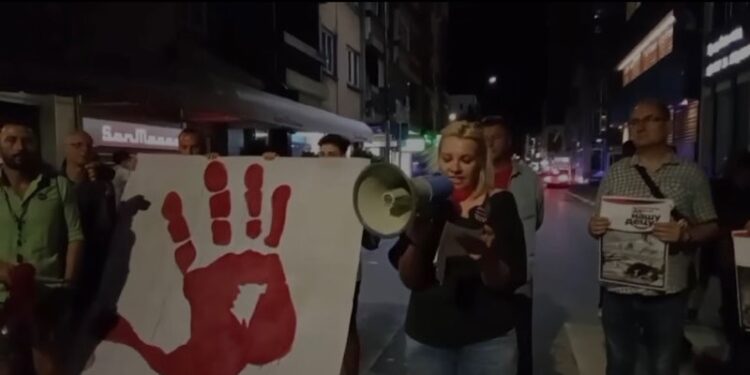 “Koga čuvate“, pitali su, po ko zna koji put Leskovčani, do zuba opremljenu žandarmeriju