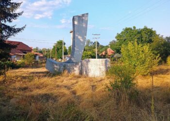 Zašto su Miroševčani zaboravili herojske pretke: Spomen park zarastao u korov