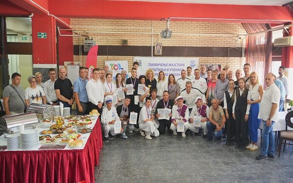 Sveukupni pobednici međunarodnog takmičenja srednjih ugostiteljskih škola su đaci iz Ugostiteljsko-turističke škole iz Beograda