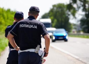 Rekorder u prekoračenju brzine: Vozio 225,9 kilometara na čas, pa uhvaćen “presretačem“