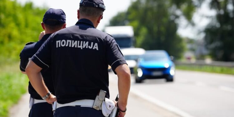 Rekorder u prekoračenju brzine: Vozio 225,9 kilometara na čas, pa uhvaćen “presretačem“