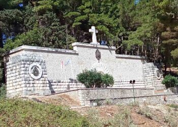 A najboljih nema-počivaju daleko od svoje zemlje: Krf i Vido, dve ljute rane na srcu Srbije