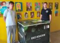 Leskovački đaci učestvuju u inovativnom „Eko izazovu“ sa pametnim kantama za otpad