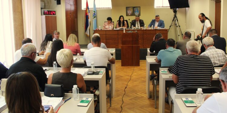 Vlasotince sa Željkovca preusmerava otpad na deponiju u Pirotu: Ušteda 12 miliona dinara godišnje