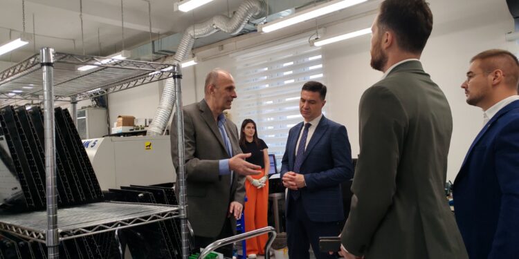 Gradonačelnik Niša tvrdi da se traže rešenja za radnike koji ostaju bez posla