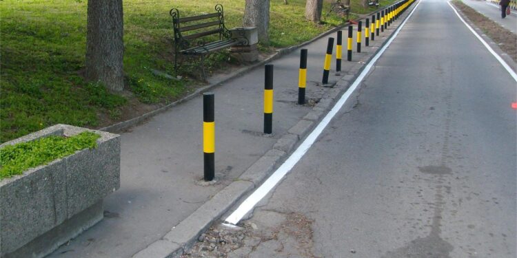 Za kupovinu zaštitnih ograda i stubića grad izdvaja 3 miliona dinara