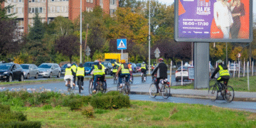 „Srećan put, heroji naši“ – niški studenti krenuli biciklima do Novog Sada