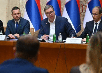 Vučić kritikovao Bajatovića: Završite gasovod do Leskovca koji niste uradili pet godina!