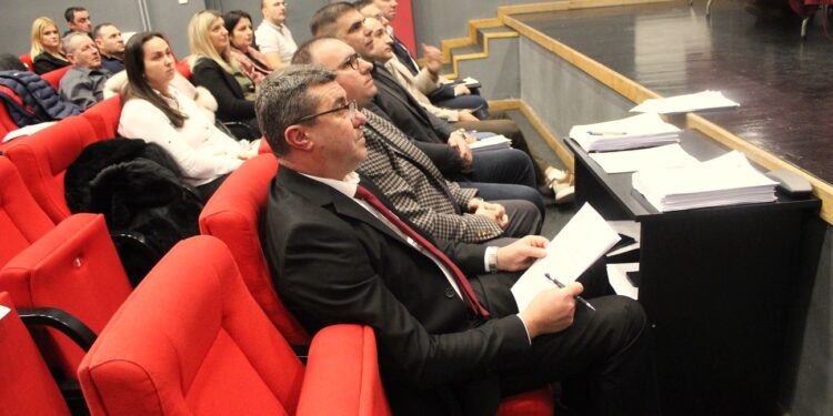 Cene boravka dece u vrtićima ostaju iste, komunalne usluge skuplje od 2026. godine