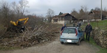 Od kafane do privatnog dvorišta: Gde sve ide službeno vozilo Okružnog zatvora i zašto je upravnik pod lupom policije