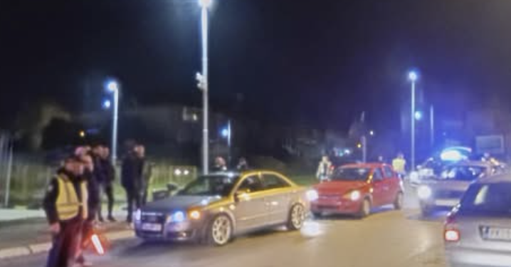 Dve starije osobe povređene u lančanom udesu tri automobila