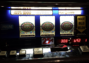 Skoro 60 odsto mladića i 34 odsto devojaka iz Leskovca, Niša i Prokuplja se kocka