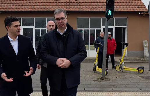 Vučićeva poseta Nišu klasična predizborna kampanja među građanima kod kojih je izgubio svaki mogući legitimitet