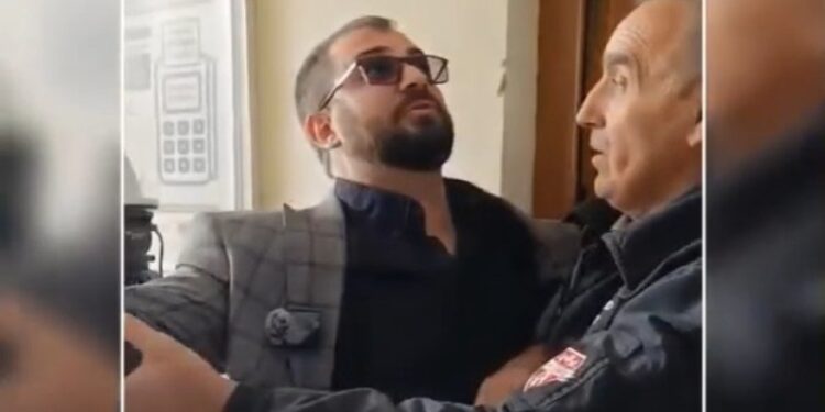 Demokratija po meri Bojnika: Opozicioni odbornik izbačen sa sednice Skupštine jer je govorio o malverzacijama – VIDEO