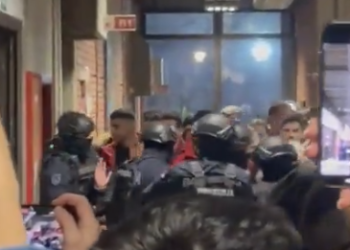 Upad policije na Filozofski fakultet: studenti izbačeni, najavljeni protesti u Nišu i Leskovcu