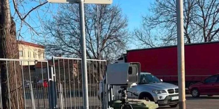 Vozači, pažnja! I kad ih ne vidite, radari su na leskovačkim ulicama