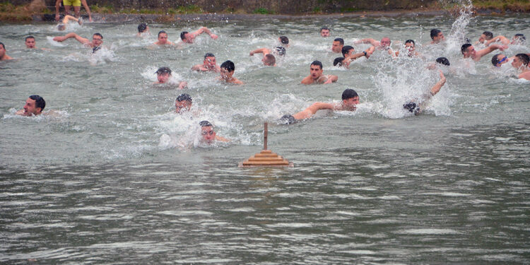 Više od sto plivača očekuje se na Bogojavljenskom plivanju u Vlasotincu