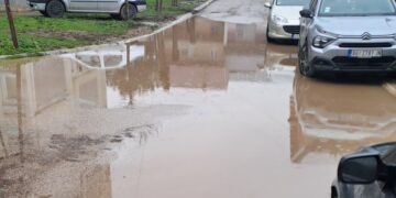 Zapušeni slivnici potopili delove grada: Leskovčani „spremni za čamce“