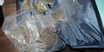 U automobilu i stanu osumnjičenog pronađeno više od 2,6 kilograma marihuane