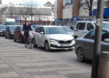 Sudar u centru Leskovca, formirala se kolona vozila na Bulevaru oslobođenja