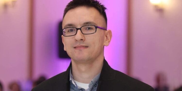 Otišao prerano: Preminuo Nikola Adrović iz Leskovca nakon nesreće kod „Bavke“, kolege iz „Aptiva se opraštaju od mladića