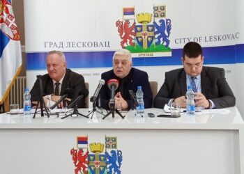 „Ako budete dobri, dobićete pare“ – Da li je to poruka koju je ministar informisanja danas poslao novinarima u Leskovcu?