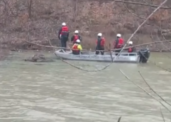 Nema traga Stefanu i Slaviši, a ni njihovom čamcu na Barju: Porodice strahuju od najgoreg
