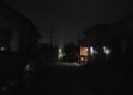 Osam noći u mraku: Građani Leskovca bez rasvete, niko ne preuzima odgovornost