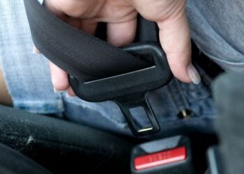 Pojas na zadnjem sedištu spašava živote, a koristi ga svega 20 posto putnika