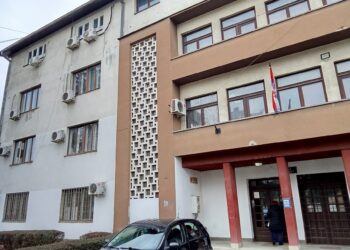 Državi „namiču“ milione, a rade u uslovima iz sredine prošlog veka