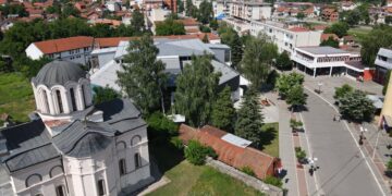 Rušili stari most, pa pokidali žice za struju: Deo Lebana i okoline bez struje