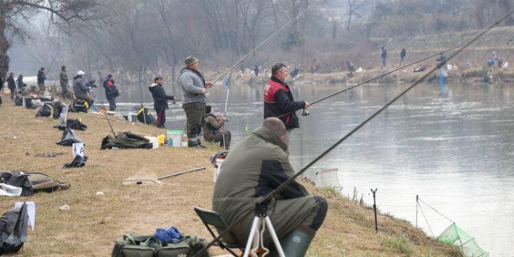 Najbolji ribolovci iz Leskovca i Vladičinog Hana 8. marta odmeravaju snage