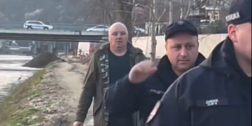 Za Leskovac – ZAJEDNO“: Načelnik PU Leskovac Tomislav Ilić brani SNS tajkune od studenata poput nekog partijskog komesara
