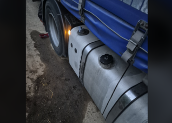 Pečenjevačkim krajem hara grupa lopova: Noćas iz kamiona izvukli 200 litara goriva!