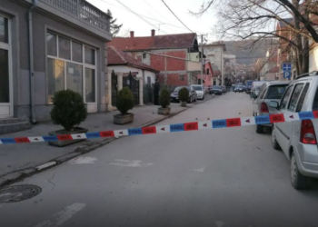 Presuda za pucnjavu ispred kafića: Oslobođeni za pokušaj ubistva, kazna samo za oružje – tužilaštvo se žalilo