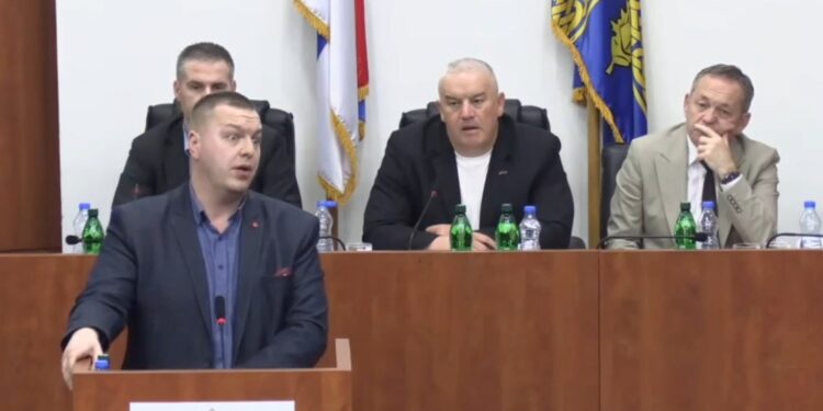 Da li je za dva meseca advokatskih usluga u leskovačkoj Pijaci potrošeno više od milion dinara?