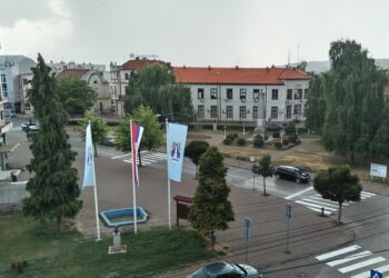 Opština Vlasotince prodaje rashodovana vozila: Javna licitacija 14. maja