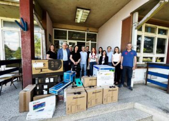Isporučena oprema udruženjima osoba sa invaliditetom i Školi „11. oktobar“, nabavljena u okviru projekta „Osnaženi“